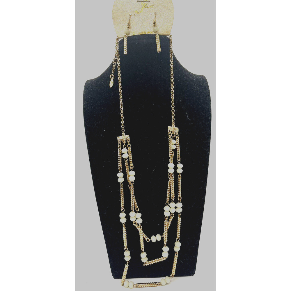 Jewelry Set Necklace & Earrings Gold Plated White Beads Fashion Leader Costume